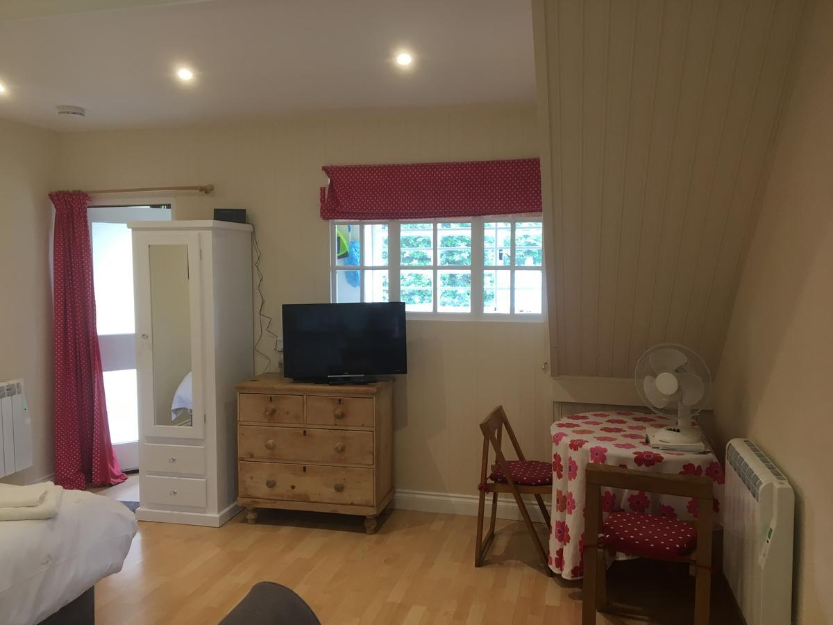 Cleaver Cottage Andover Extérieur photo